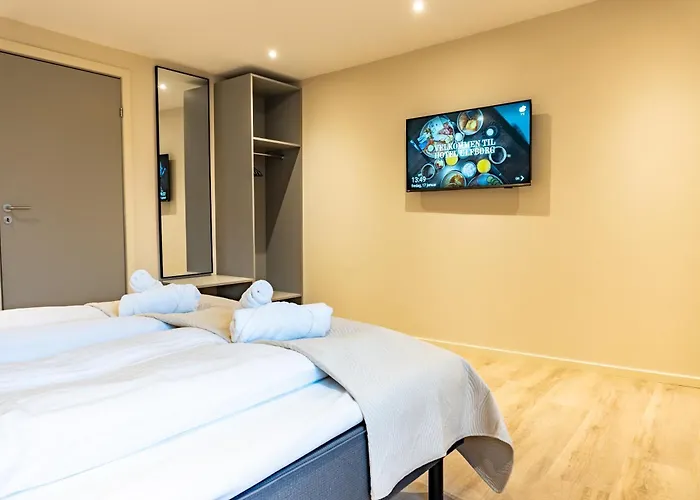 Hotel Ulfborg 酒店 *